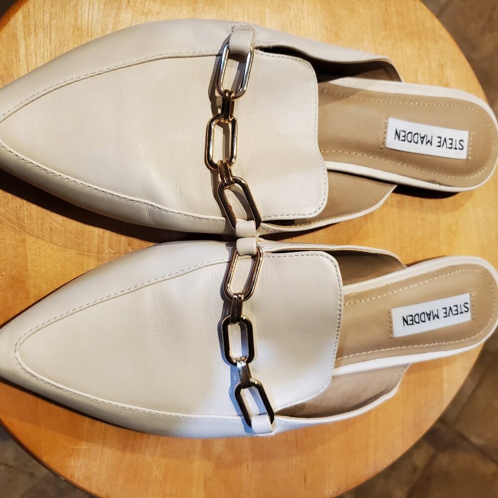 pointed toe Madden mules white 10 M